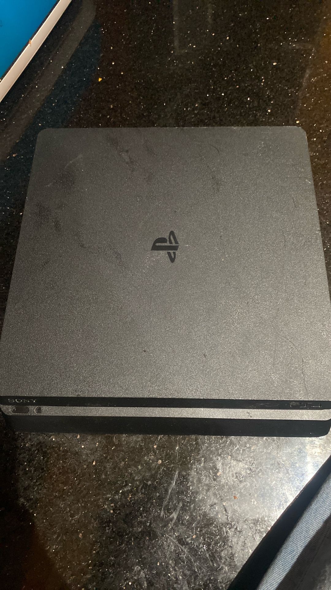 PS4