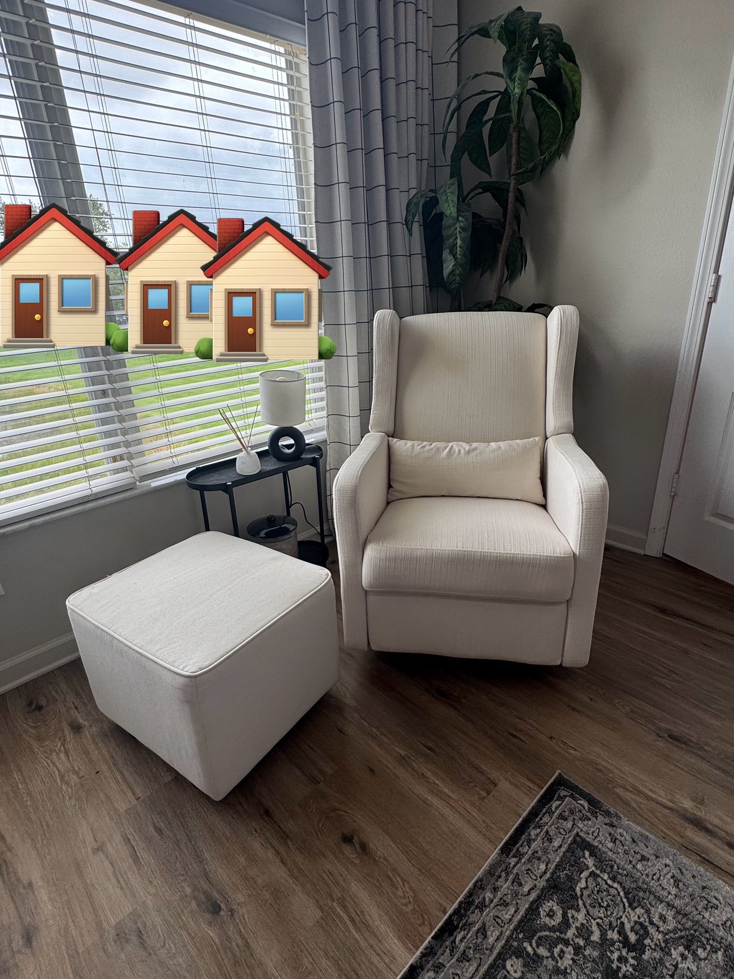 Reclining Nursery Chair