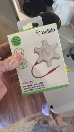 Belkin Mixit Rockstar + Aux Cable