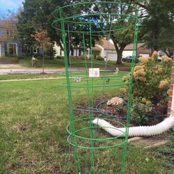 Tomato Plant Stands 42 Inches & 36 Inches