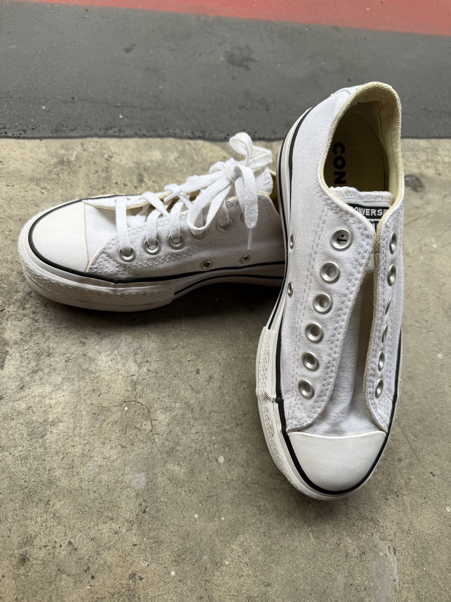 Women’s converse 5.5 (yes! It’s available)