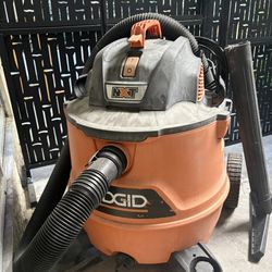 Ridgid 16 Gal. 6.5 Peak HP NXT Shop Vacuum Wet Dry Vac with Cart, Hose and Accessory Attachments HD18000