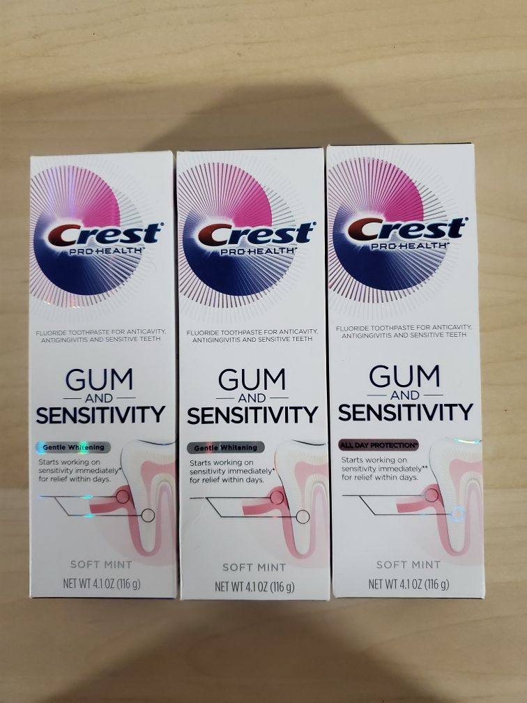 Crest gum and sensitivity toothpaste bundle