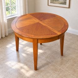 48” Round Wood Dining Table – Beautiful Grain Detail