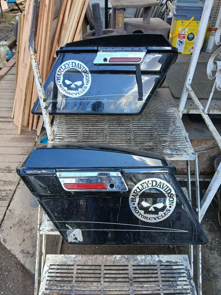 Harley Davidson hard bags.