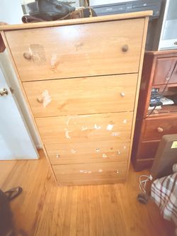 Dresser
