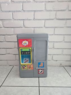 Ryans World Refrigerator