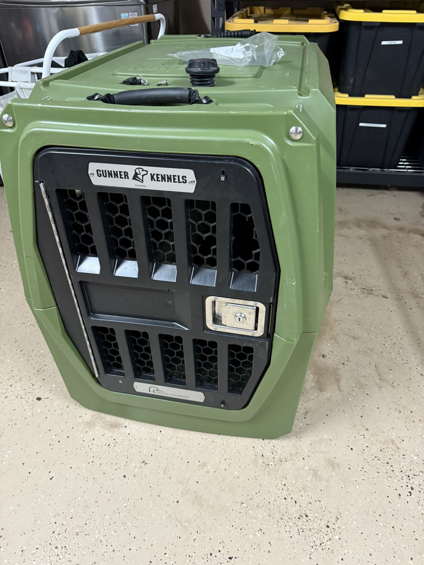Large Gunner Kennel
