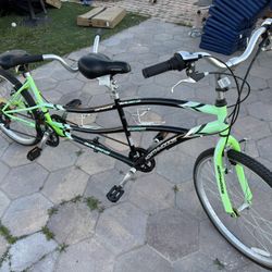 26" Dual cruiser 21-speed drivetrain with Shimano rear derailleur and Revo twist shifters