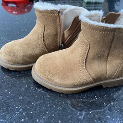 Toddler Girl Uggs 