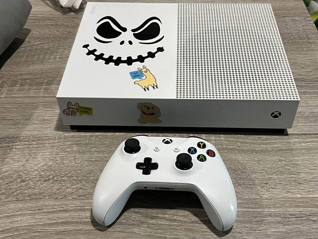 Xbox One S 1000gb Must Go Asap
