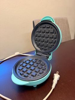 Mini Waffle Maker