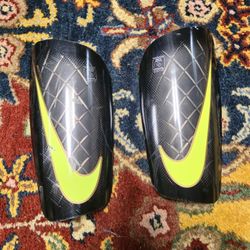Nike Mercurial Shin Guards XL