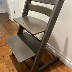 Stokke Tripp Trapp High Chair