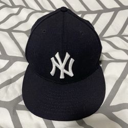 New York Yankees X Kith Fitted New Era Hat 7 1/8 100 % Authentic