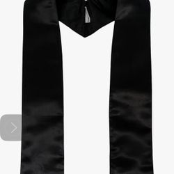 Black graduation stole