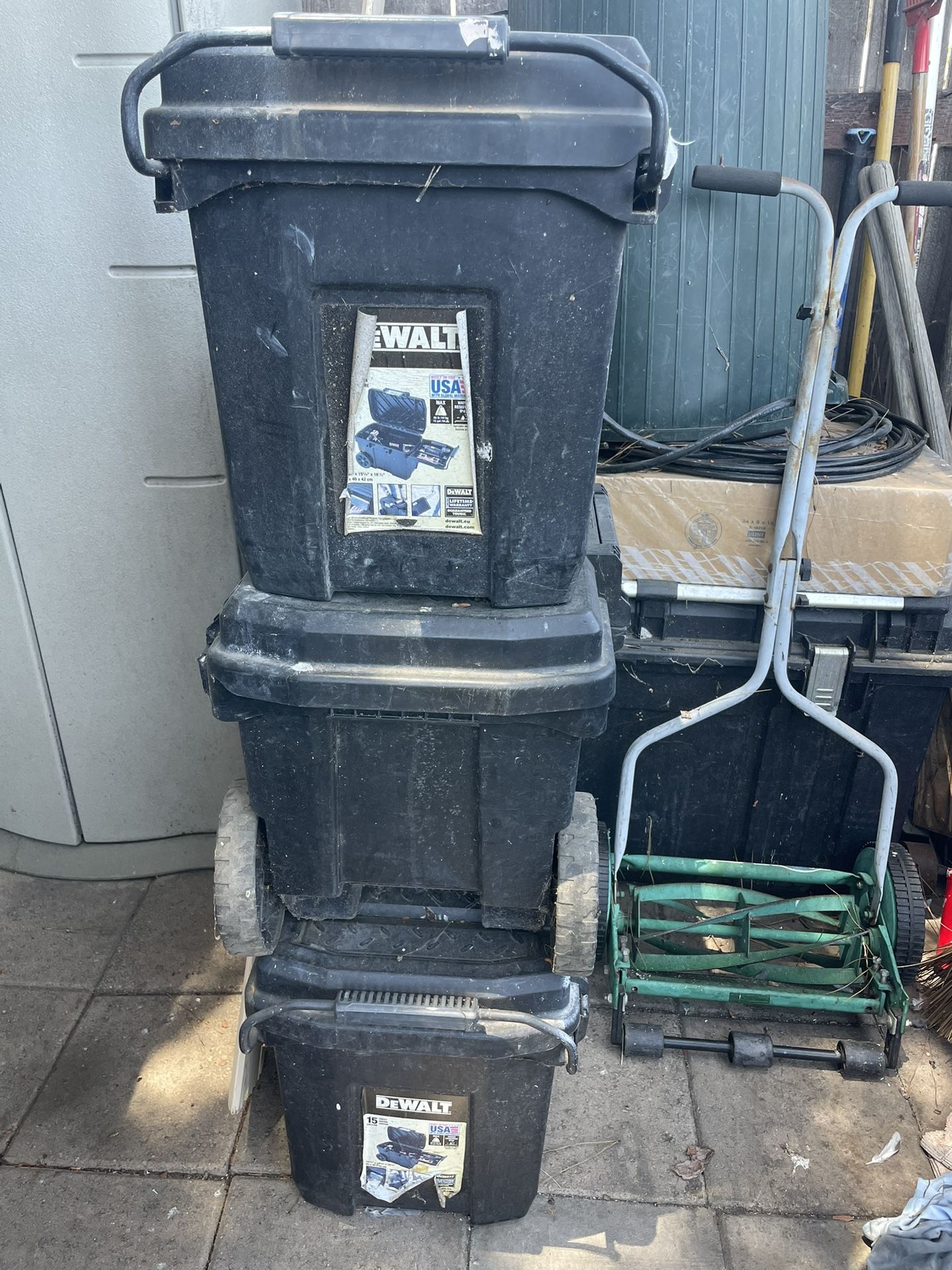 Dewalt