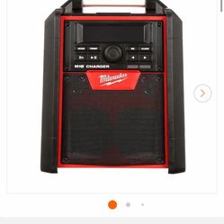 Milwaukee M 18 Bluetooth Speaker