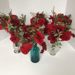 Lot Of 6 Red Roses Christmas Bouquet Flowers