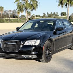 2016 Chrysler 300 anniversary edition
