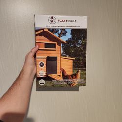 Fuzzy-bird Solar Powered Chicken Coop Door