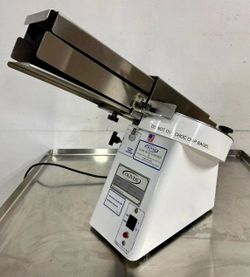 Oliver 702-N Commercial Bagel & Bun Slicer
