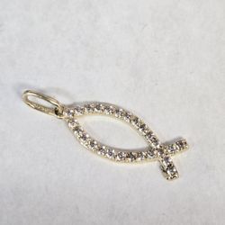 14kt Gold CZ Stone Fish Charm