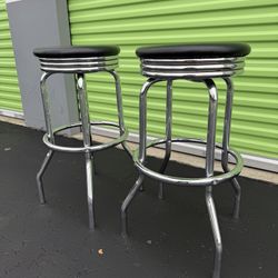Backless Swivel Bar Stools. 