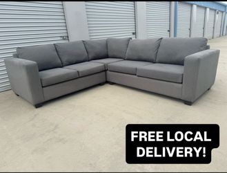 FREE DELIVERY || Living Spaces 3Pc Sectional Couch