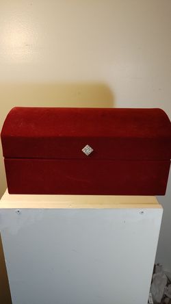 Vintage three tier fold out jewelry box
