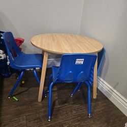 Kids Table And Chairs