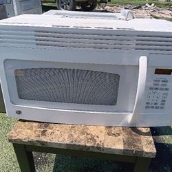 Hotpoint Over The Range Microwave 