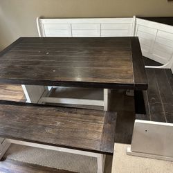 Family Farm Style Banquet Table 