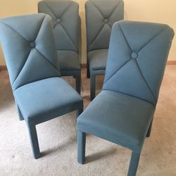 4 Dining Chairs Excellent Condition Parson Chairs