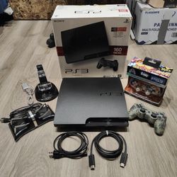 Black PS3 Slim 160GB 