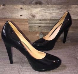 Cole Haan Nike Air Black Patent Leather High Heel Shoe almost like new! Size 6 1/2
