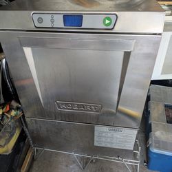 HOBART Commercial Glass Washer model LXEH