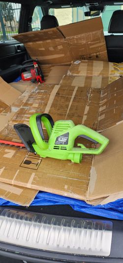 Electric Hedger edger