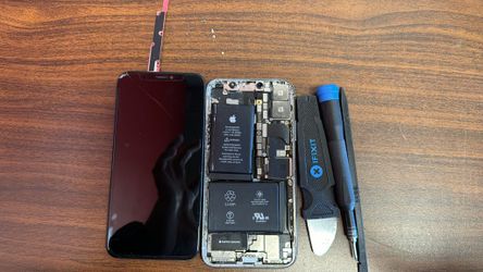 Phones For Parts Or Repair! 