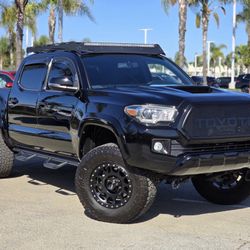 2016 Toyota Tacoma Trd sport 4x4