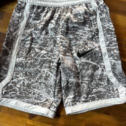 Boys Nike Shorts 7