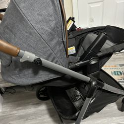  Baby Car Seat And Stroller 