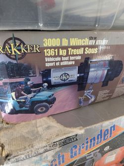 Trakker winch 3000 pounds 12 volt electric motors ,50 ft
