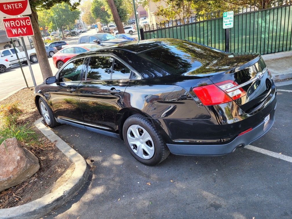 2015 Ford Taurus