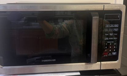 Farberware Microwave 900W