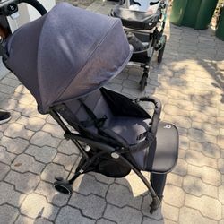 Travel Stroller Collapsible Barely Used