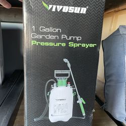 New 1 Gallon Garden Pump Sprayer Chemical Insect Indoor Outdoor Watering Plants