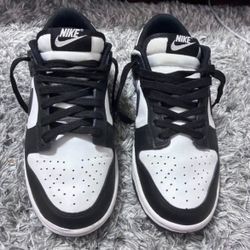 Panda Dunks women’s 6