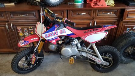 Honda Dirt Bike with Lucas Oil Graphics