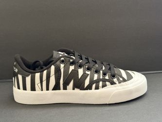 Stepping up your shoe game? 👟🔥